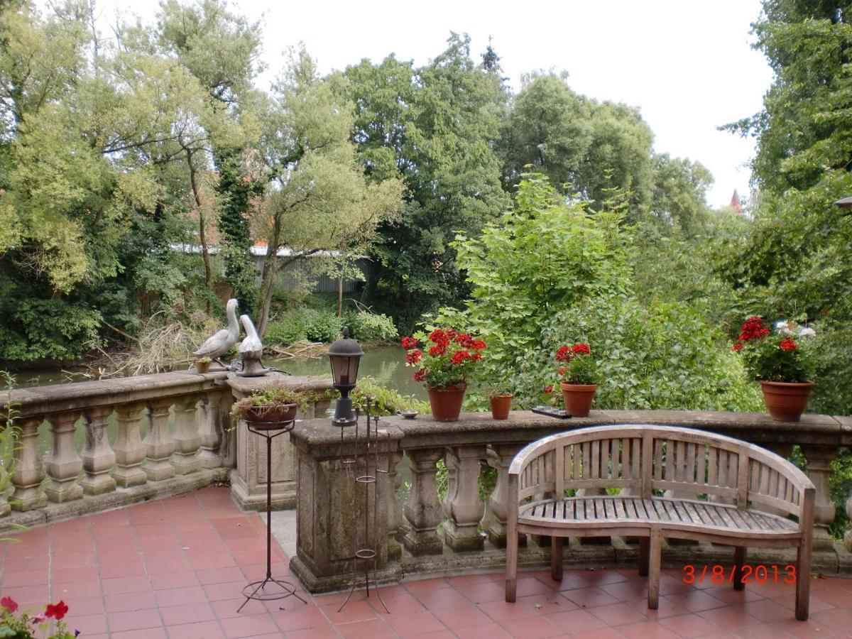 Ferienwohnung Villa Am Fluss Lauf an der Pegnitz Exterior photo